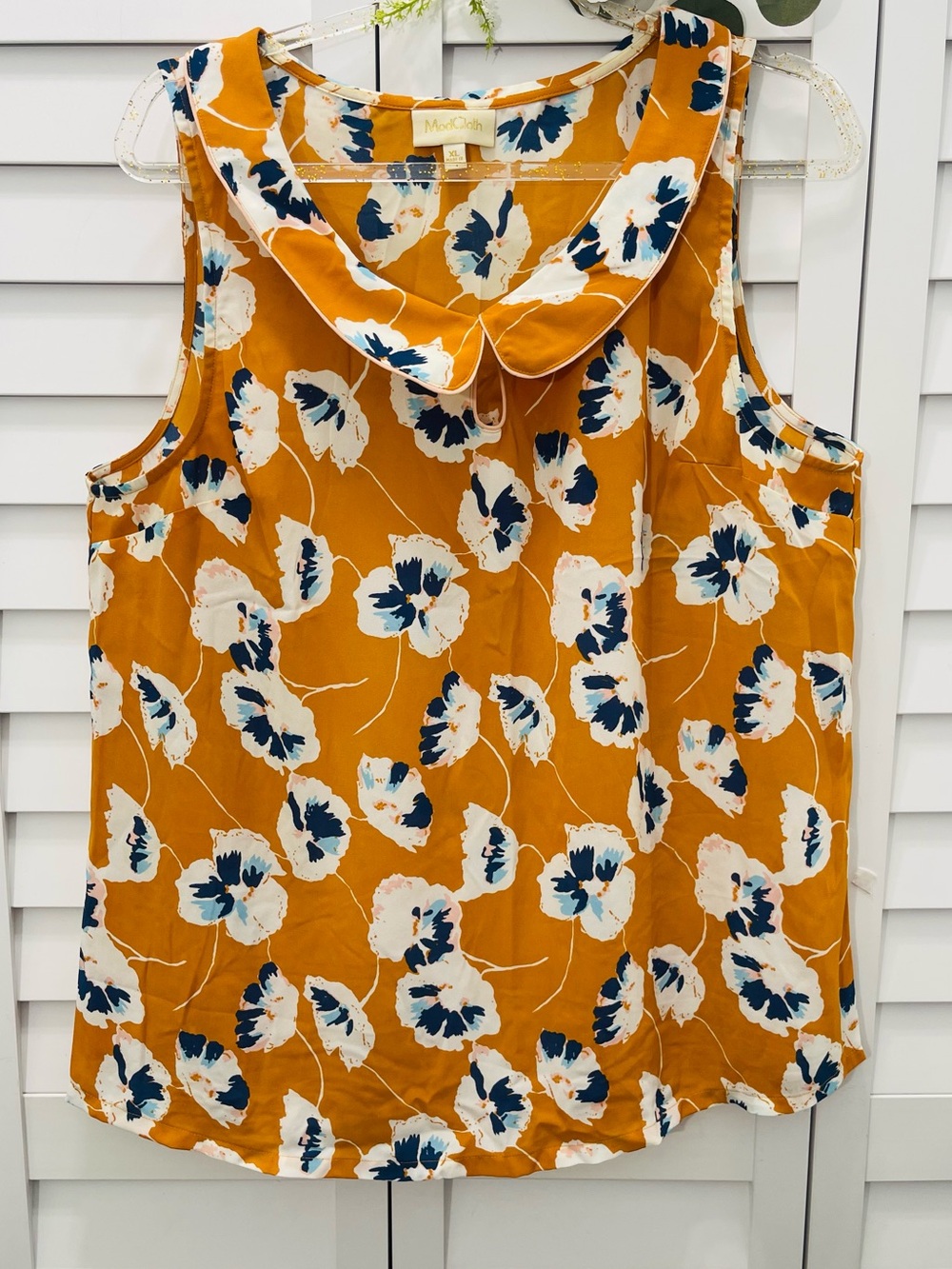 ModCloth Floral Print Sleeveless Blouse with Peter Pan Collar  Size XL